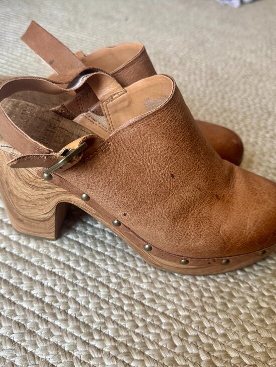 Kork-Ease Shoes - Kork-Ease Leather Clog Mules Size 11M Tan Brown Wood Heel Slingback Studded